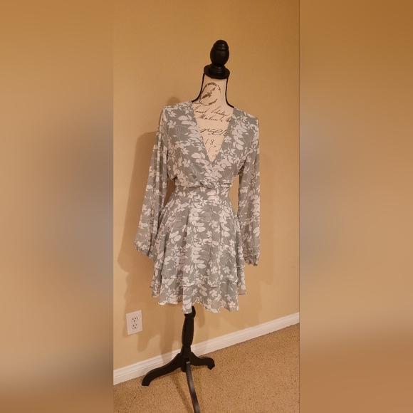 Amazon Dresses & Skirts - Bohemian Floral Sage Mini Dress